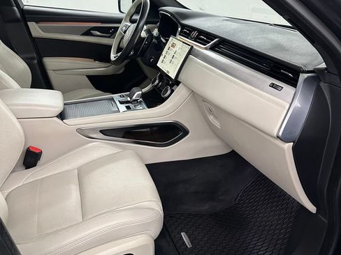 Used 2024 Jaguar F-PACE R-Dynamic S AWD/4WD image 34