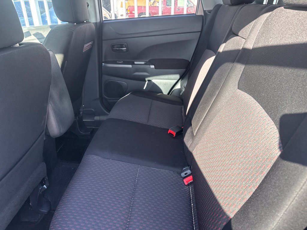 Used 2018 Mitsubishi Outlander Sport ES FWD image 6