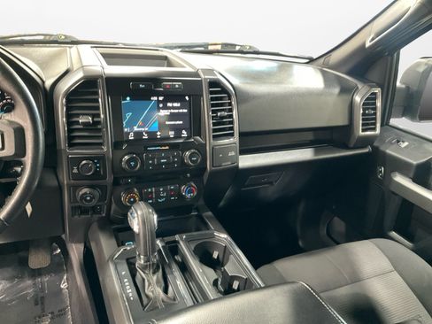 Used 2017 Ford F150 XLT w/ Equipment Group 302A Luxury AWD/4WD image 12