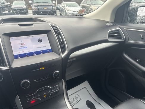 Used 2020 Ford Edge SEL image 23