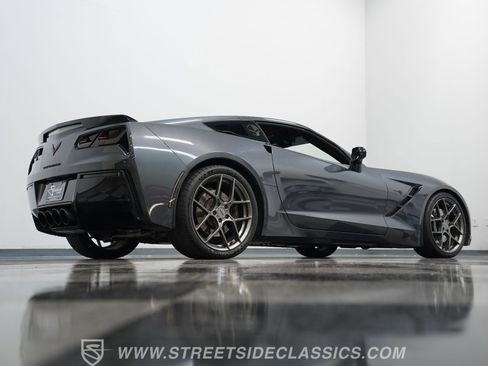 Used 2017 Chevrolet Corvette Stingray Coupe w/ Carbon Flash Badge Package image 26