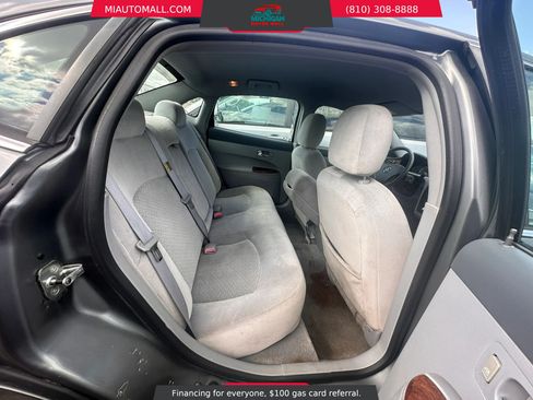 Used 2005 Buick LaCrosse CX w/ Silver Convenience Package FWD image 20