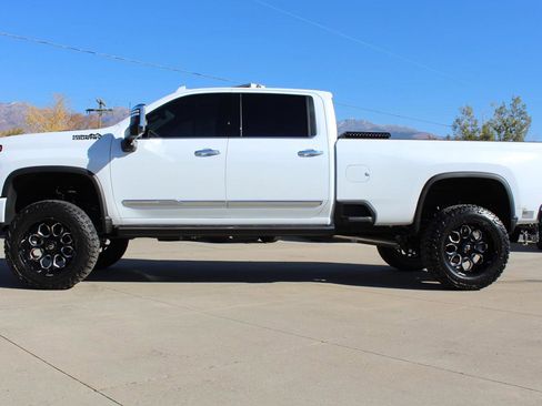 Used 2026 Chevrolet Silverado 3500 High Country w/ High Country Premium Package image 45