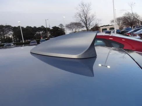 Used 2023 Chevrolet Malibu LT image 23