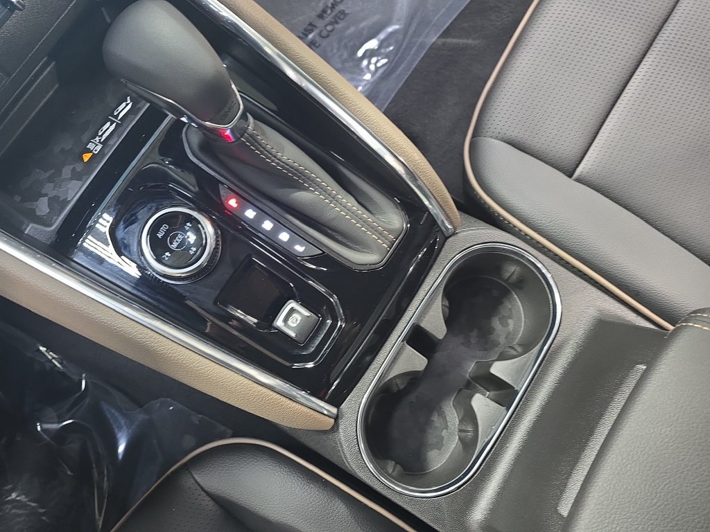 Used 2026 GMC Canyon Denali AWD/4WD image 26