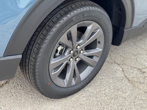 New 2026 Ford Explorer Active w/ Active Comfort Package image 4