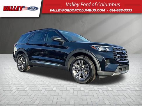 New 2025 Ford Explorer Active w/ Active Comfort Package image 1