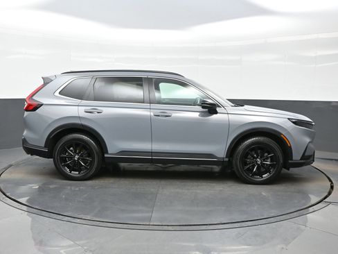 Used 2023 Honda CR-V Sport image 7