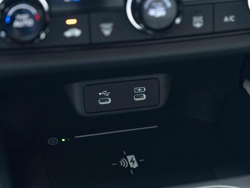 Used 2026 Honda HR-V LX image 35