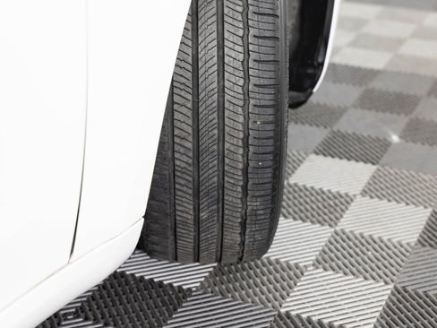 Used 2021 Tesla Model 3 Standard Range Plus image 43