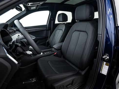 New 2025 Audi Q3 2.0T Premium image 12