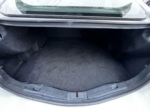 Used 2018 Ford Fusion SE w/ Equipment Group 201A image 50