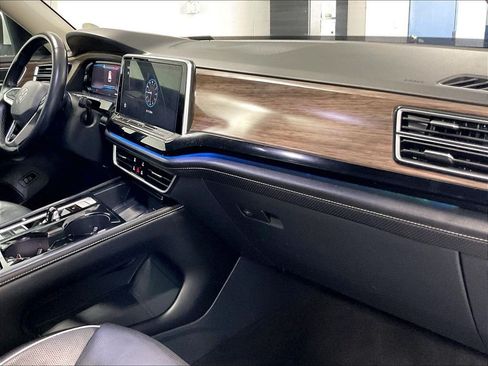 Used 2024 Volkswagen Atlas SEL Premium R-Line AWD/4WD image 14