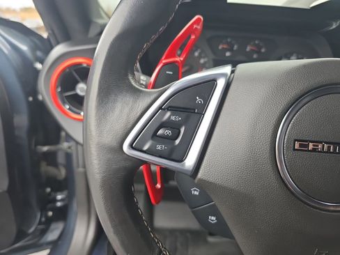 Used 2021 Chevrolet Camaro LT w/ RS Package image 17