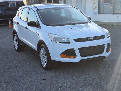Used 2015 Ford Escape S FWD image 7