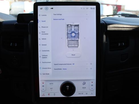 Used 2023 Ford Expedition Platinum image 37