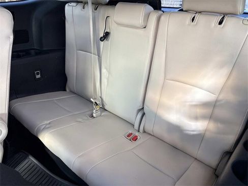 Used 2020 Toyota Highlander Platinum image 21