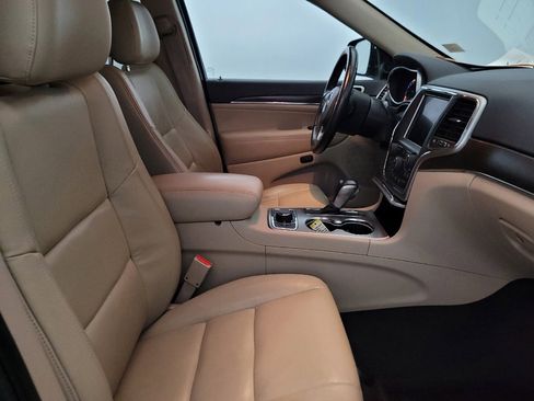 Used 2018 Jeep Grand Cherokee Limited AWD/4WD image 21