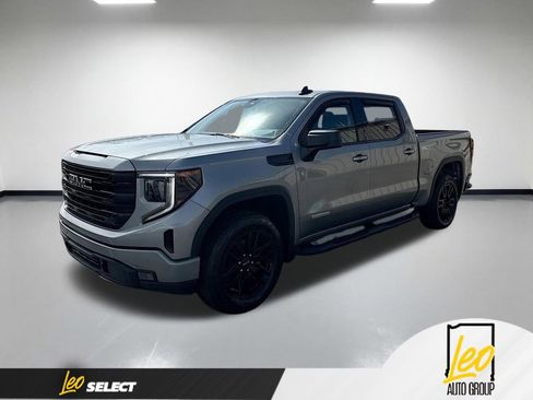 Used 2023 GMC Sierra 1500 Elevation AWD/4WD image 1