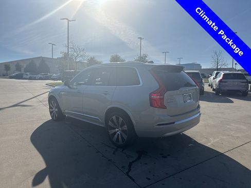 Used 2022 Volvo XC90 T6 Inscription w/ Lounge Package image 6