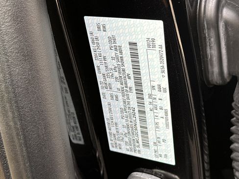 Used 2022 Lincoln Corsair Reserve image 29