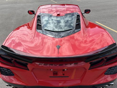 Used 2025 Chevrolet Corvette Stingray Premium Cpe w/ 3LT RWD image 7