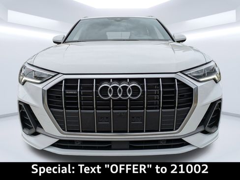Used 2025 Audi Q3 2.0T Premium w/ Convenience Package image 11