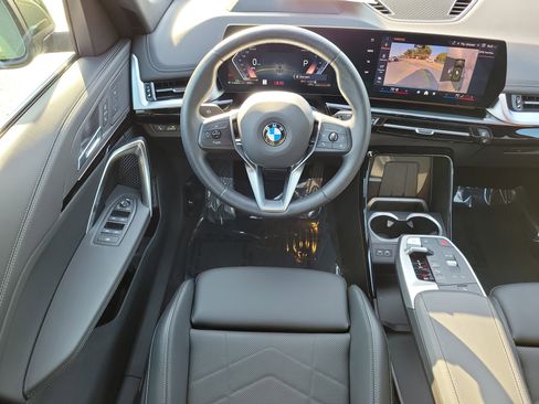 Used 2025 BMW X1 xDrive28i image 15