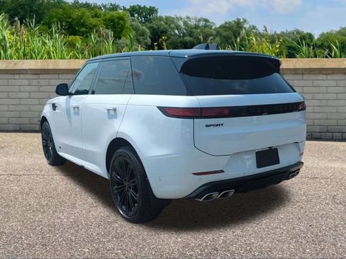 New 2026 Land Rover Range Rover Sport Dynamic SE AWD/4WD image 6