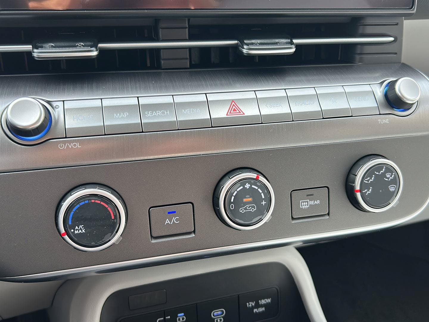 New 2026 Hyundai Kona SE AWD/4WD image 21