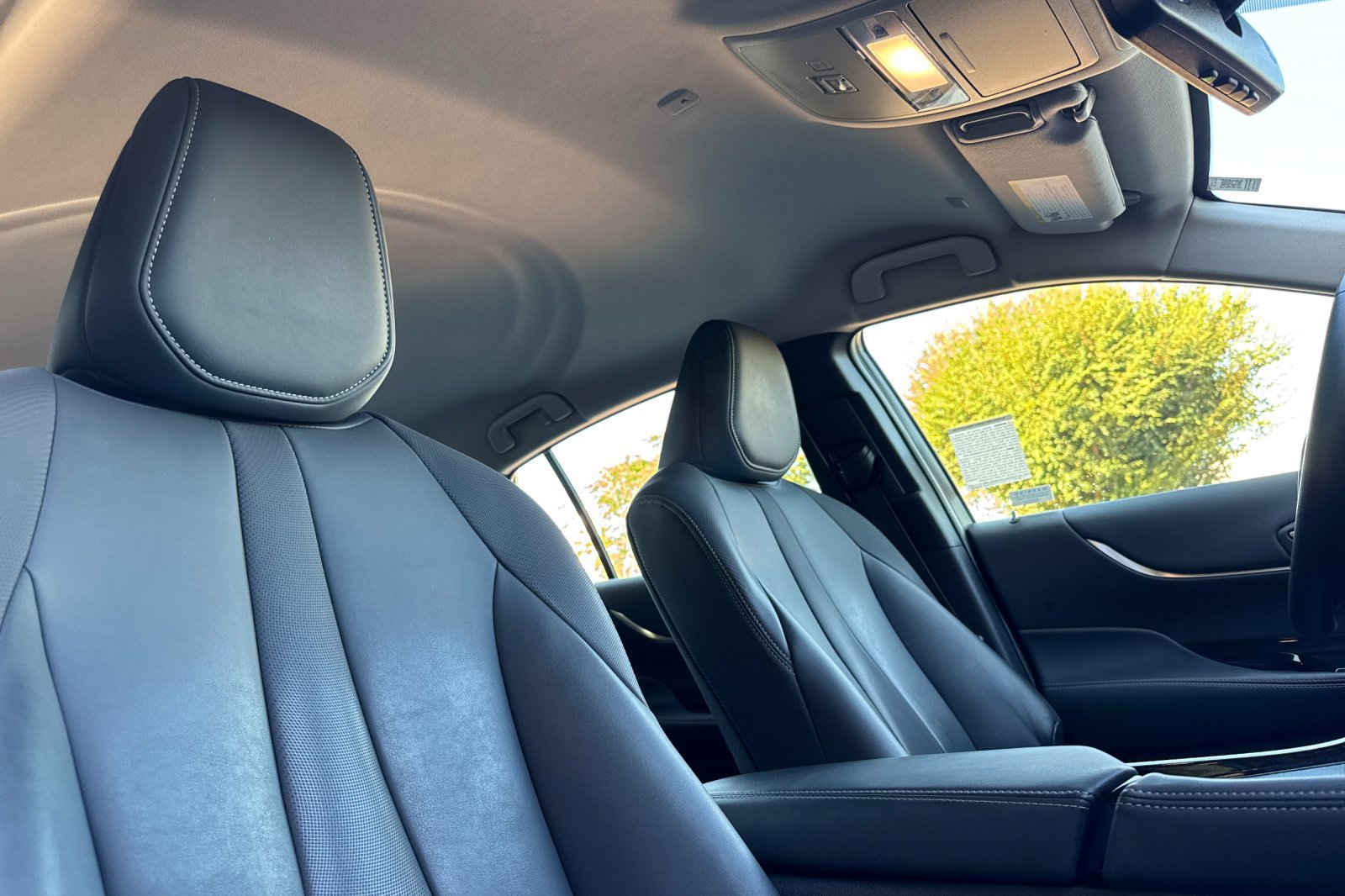 Certified 2021 Toyota Mirai w/ Advanced Technology Package RWD image 20