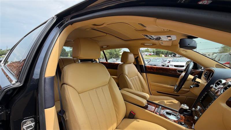 Used 2006 Bentley Flying Spur Flying Spur AWD/4WD image 17