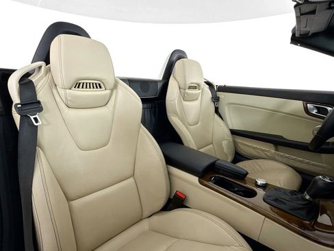 Used 2015 Mercedes-Benz SLK 250 image 14