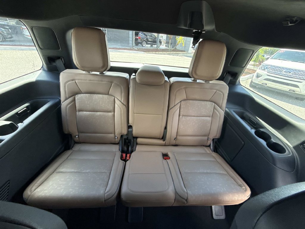 New 2027 Lincoln Navigator Black Label AWD/4WD image 19