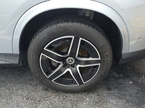 Certified 2025 Mercedes-Benz GLC 300 4MATIC image 10