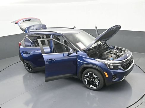Used 2024 Kia Seltos EX image 68