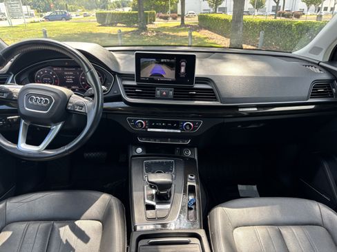 Used 2020 Audi Q5 2.0T Premium Plus w/ Premium Plus Package AWD/4WD image 33