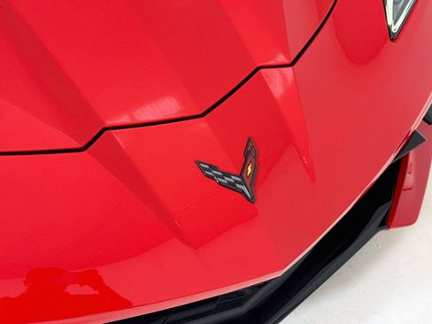 Used 2020 Chevrolet Corvette Stingray Coupe w/ 1LT RWD image 33