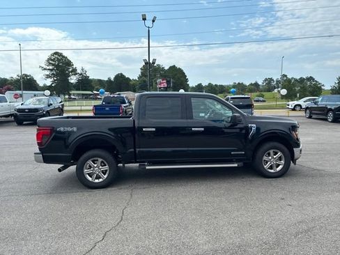 Certified 2024 Ford F150 XLT w/ Mobile Office Package AWD/4WD image 13