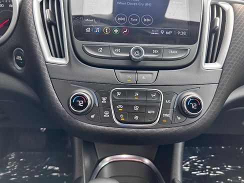 Used 2023 Chevrolet Malibu LT image 15