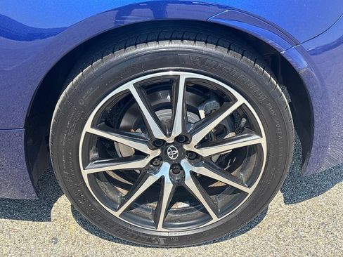 Used 2023 Toyota GR86 w/ ALL Weather Mat Package (TMS) RWD image 12
