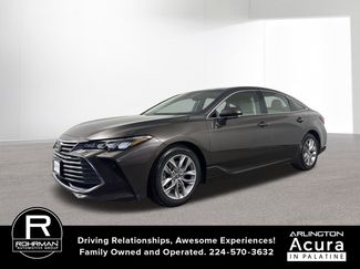 Used 2019 Toyota Avalon XLE video 2