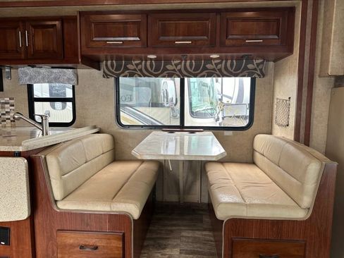 Used 2016 Ford E-450 and Econoline 450 Super Duty w/ Motorhome Prep Package image 21