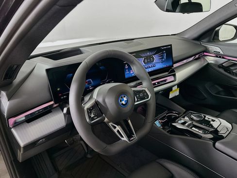 New 2027 BMW i5 xDrive40 w/ M Sport Package AWD/4WD image 31