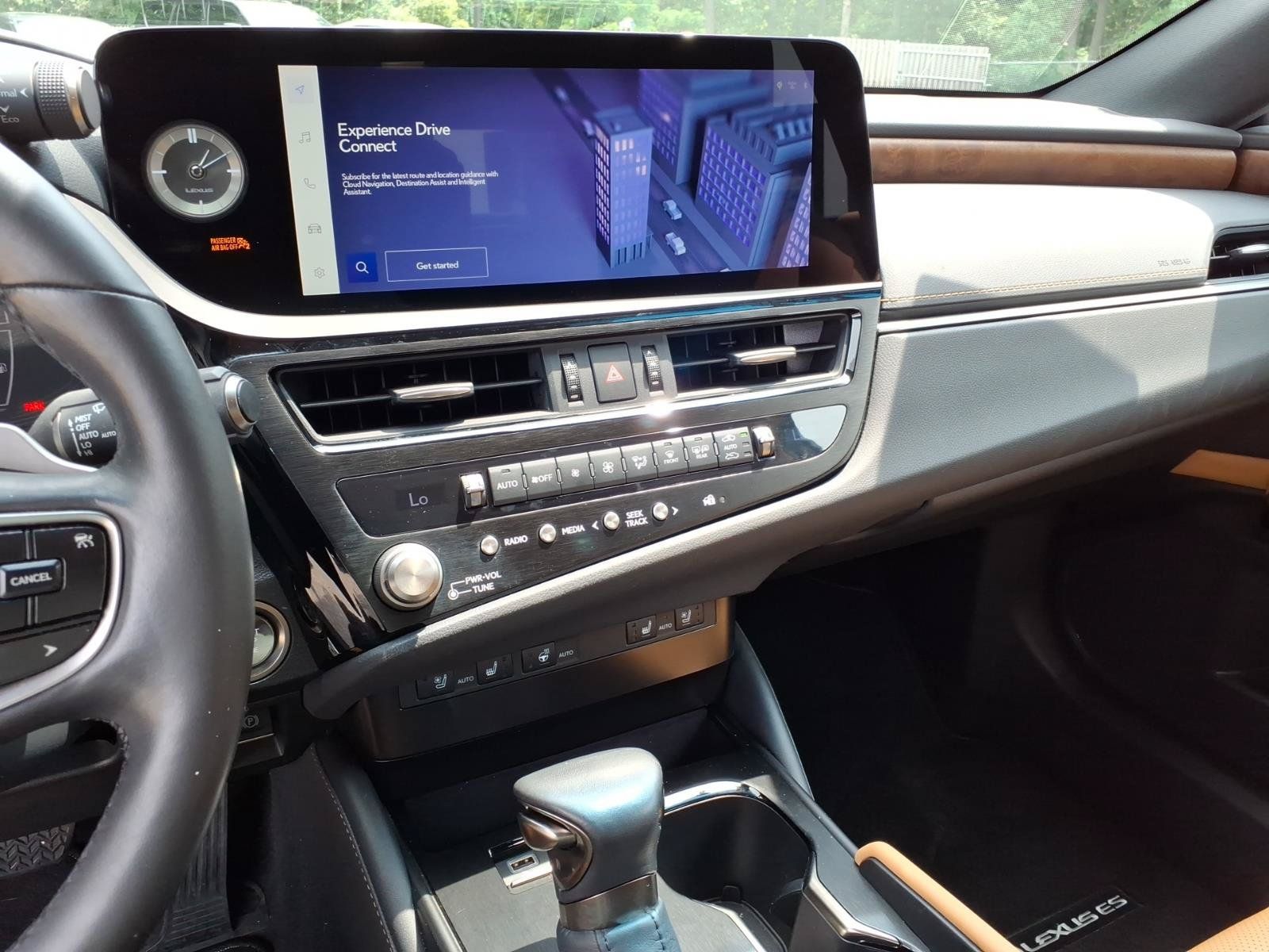 Certified 2024 Lexus ES 350 w/ Premium Package FWD image 21