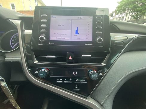 Used 2023 Toyota Camry LE FWD image 19
