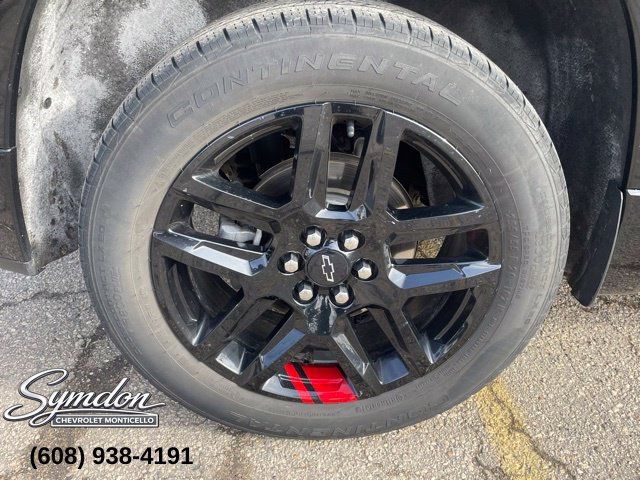 Used 2023 Chevrolet Traverse Premier w/ Redline Edition AWD/4WD image 10