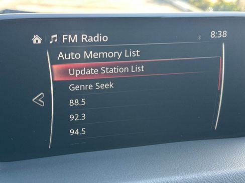 Used 2020 MAZDA CX-5 Touring image 26