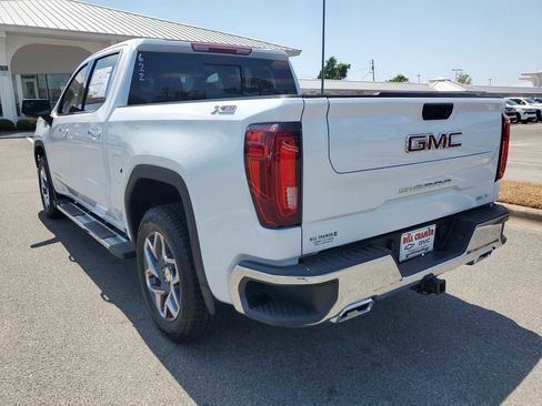 New 2026 GMC Sierra 1500 SLT AWD/4WD image 3