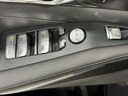 Used 2021 BMW X7 M50i image 29